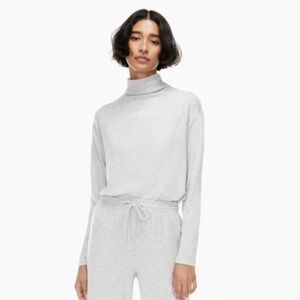 ARITZIA WILFRED FREE Lounge Mockneck Long Sleeve Light Grey Size Large